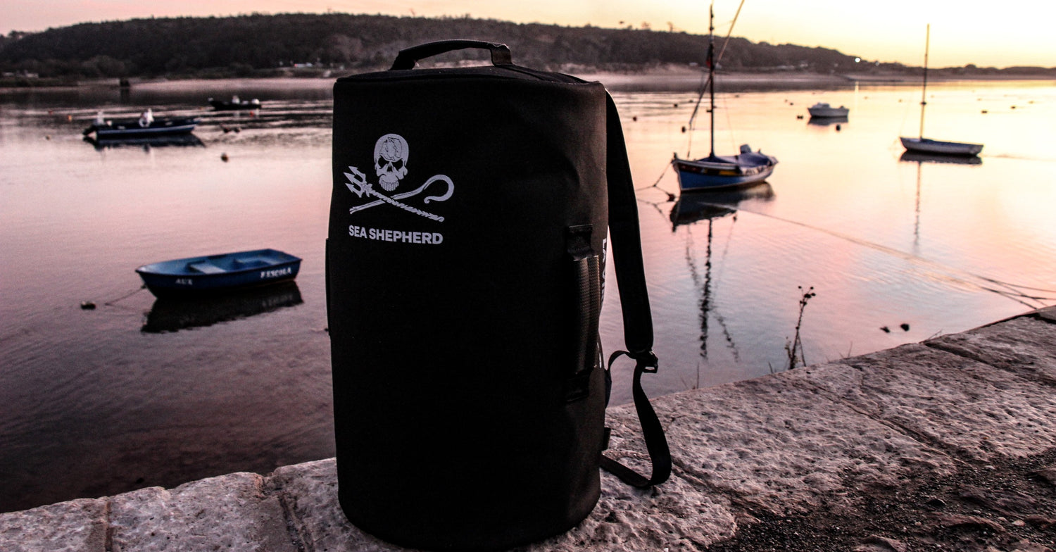 Sac à dos de voyage La Virgule en collaboration avec Sea Shepherd 35L
