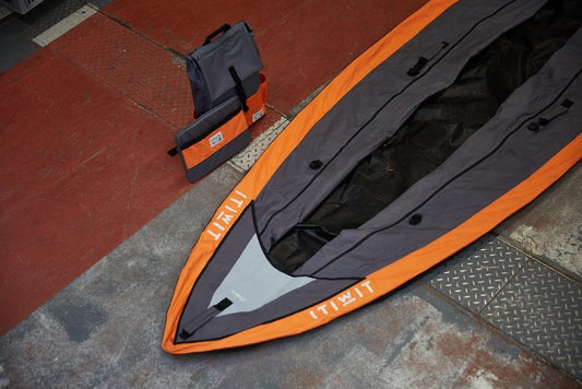 Un Sac à Dos en Kayak gonflable par La Virgule - La Virgule