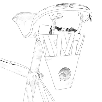 la frite de sécurité accrochée à la selle du vélo