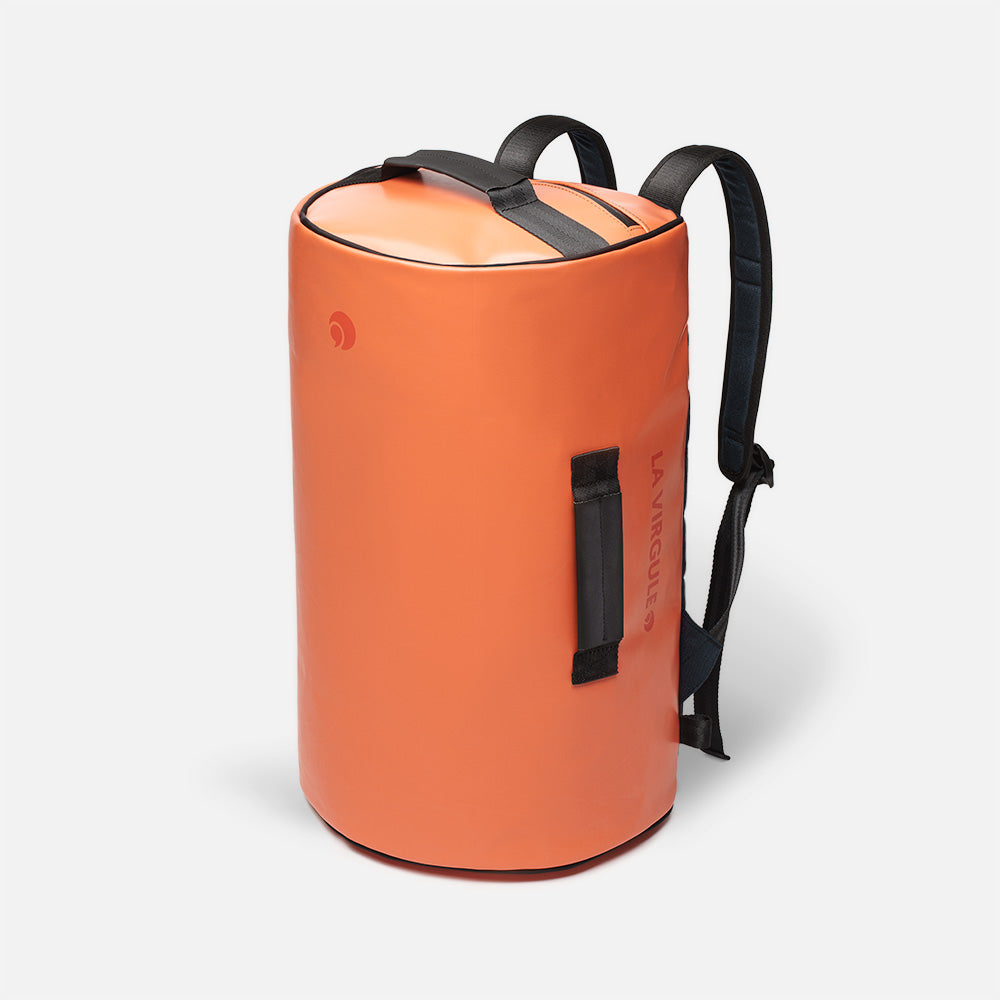 packshot Hors-bord 35L sac à dos upcyclé orange